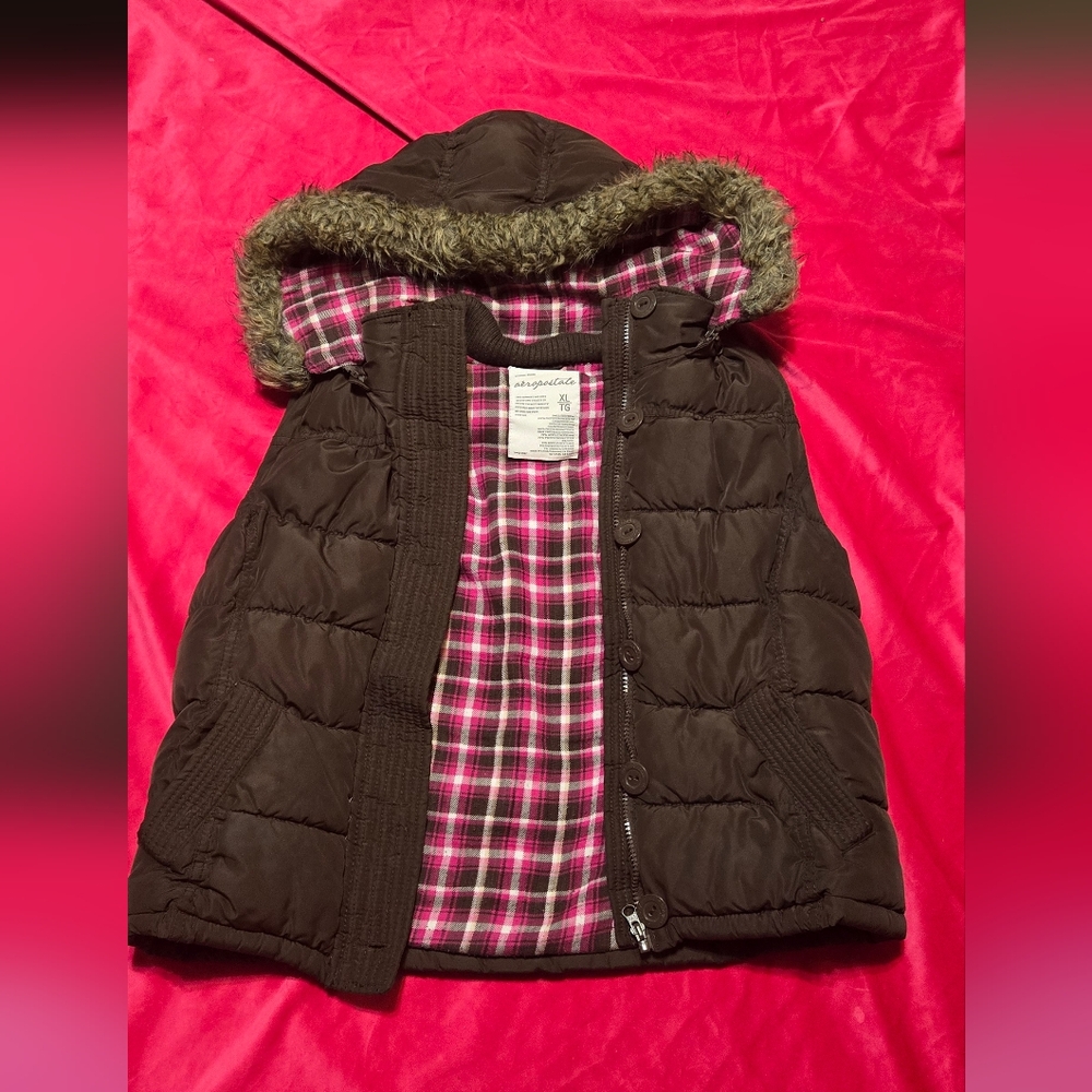 Aerospostale Fur Vest